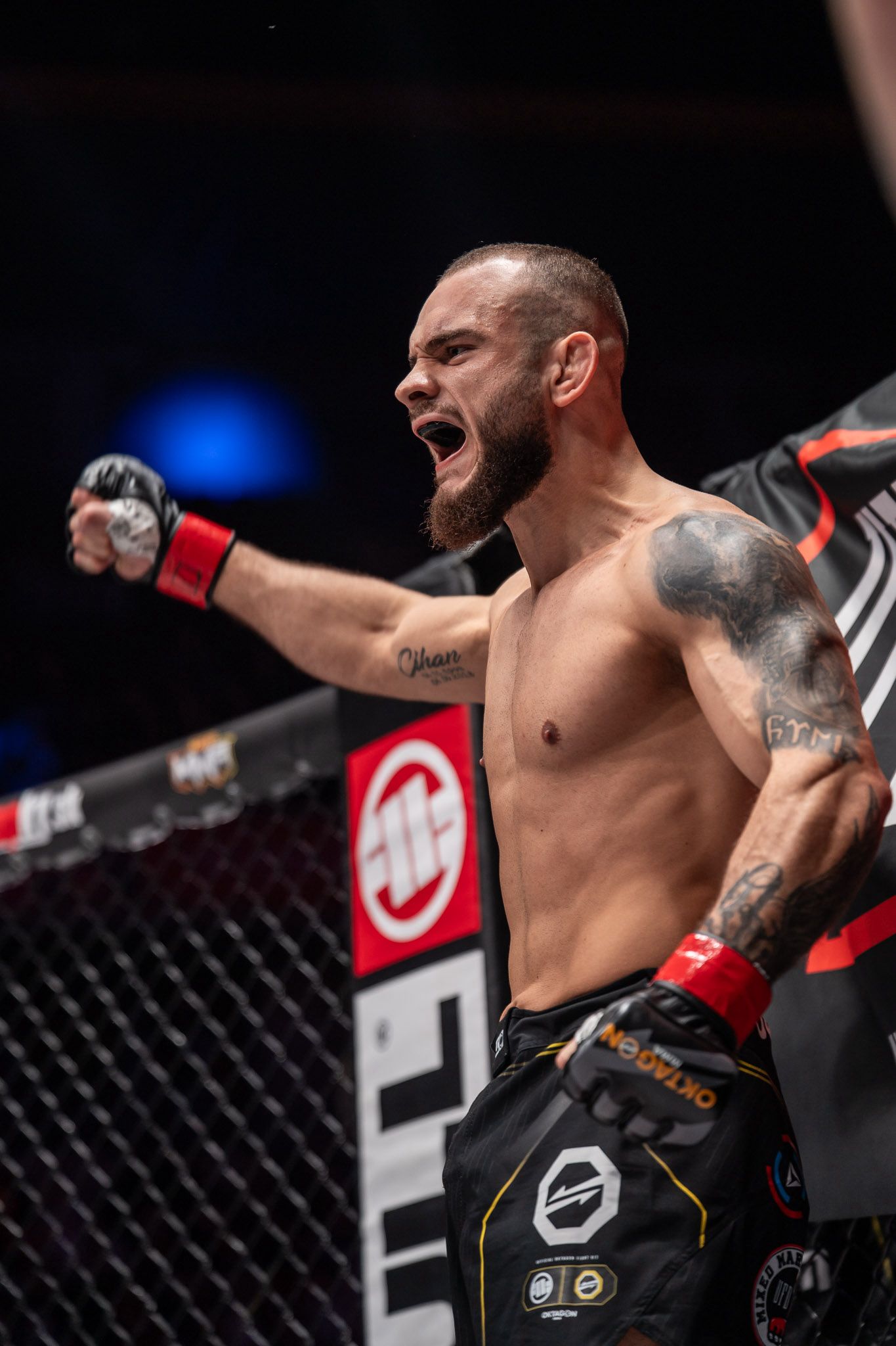 Emir-Can Al 12 Emir-Can Al